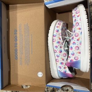 NWOT 🎉Free Shipping🎉 Hey Dude Kids Slip Ons- Hearts, Ice Cream & Donuts Pattern